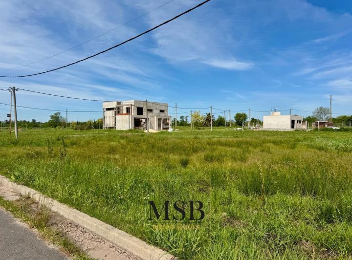 Terreno · 300m²
