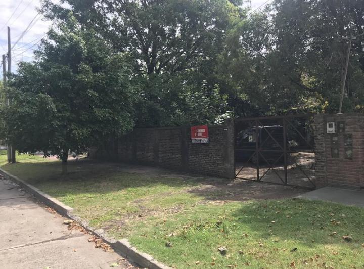 Terreno · 120m² · 4 Ambientes