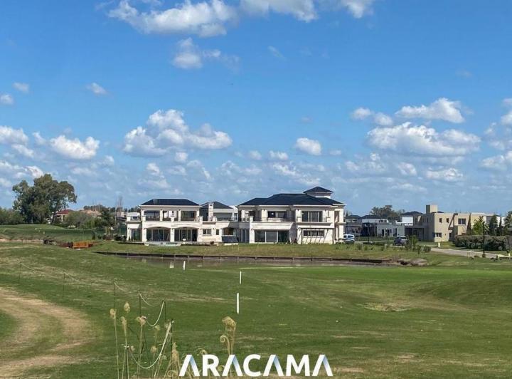 Terreno · 1850m²