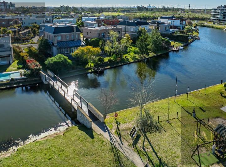 Terreno · 850m²