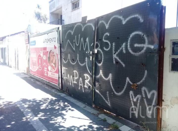 Terreno · 430m²