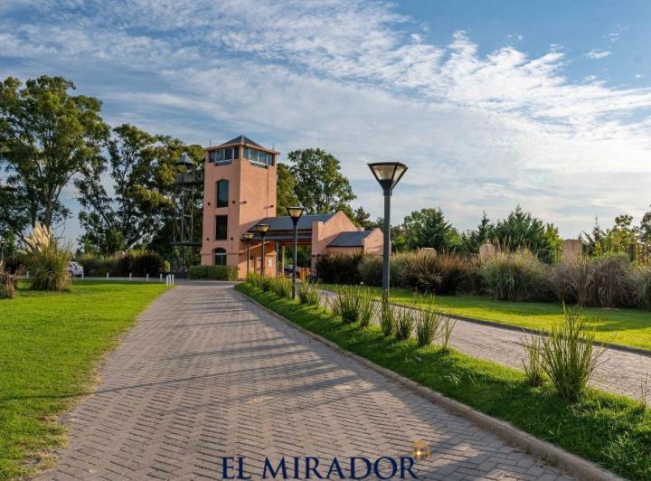 Terreno · 1275m²