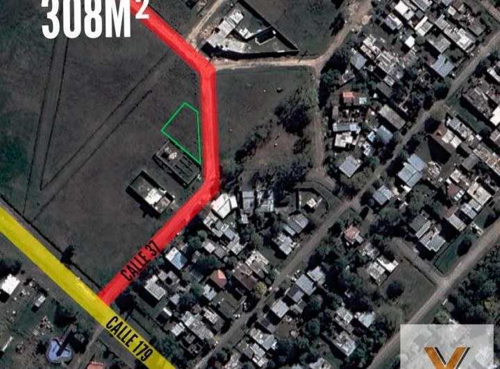Terreno · 308m²