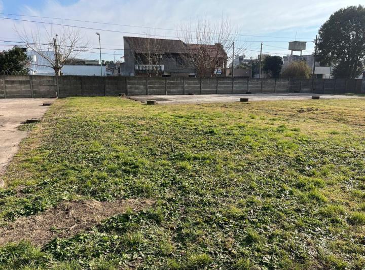 Terreno · 267m²