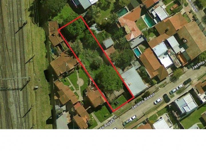 Terreno · 668m²