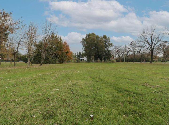 Terreno · 3097m²