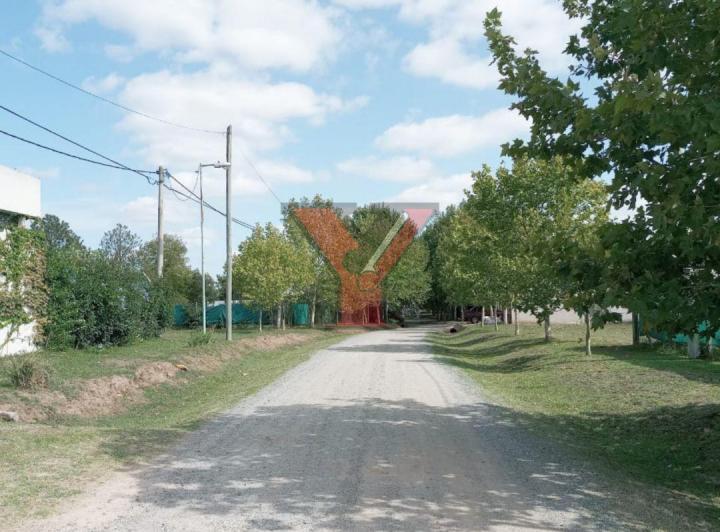 Terreno · 698m²