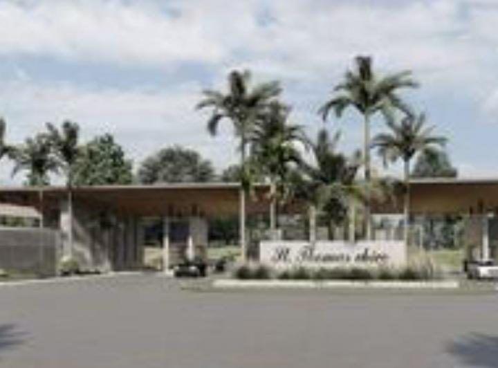 Terreno · 700m²