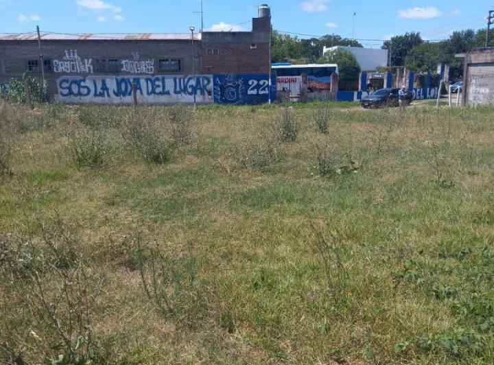 Terreno · 320m²