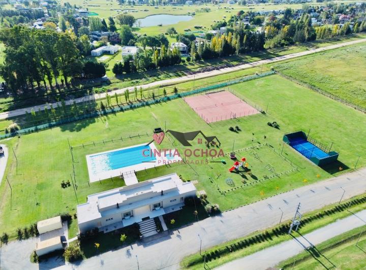 Terreno · 786m²