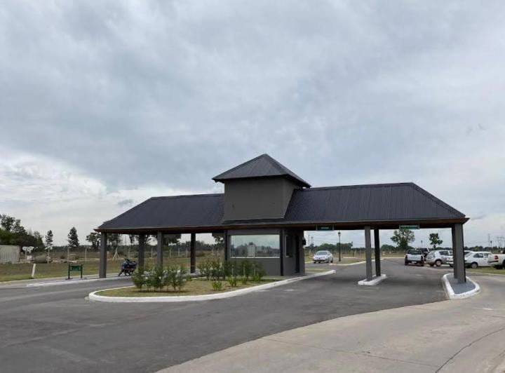 Terreno · 653m²