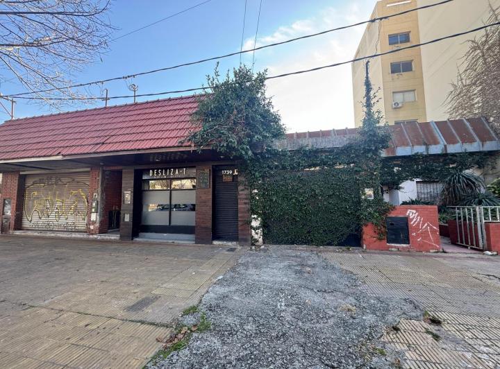 Terreno · 300m²