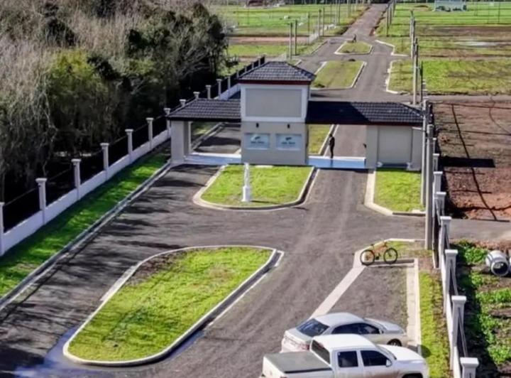 Terreno · 303m²