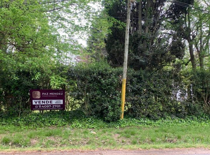 Terreno · 960m²