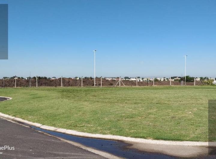 Terreno · 719m²