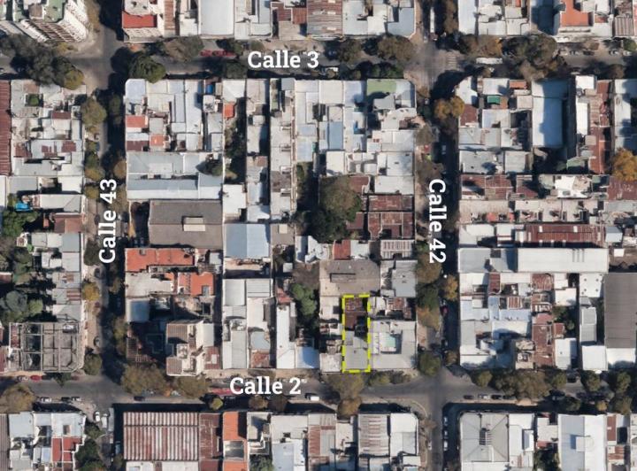 Terreno · 407m²