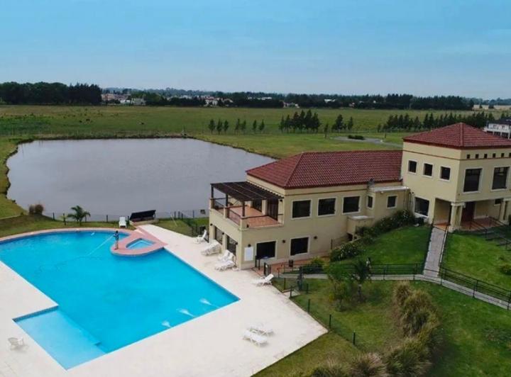 Terreno · 644m²