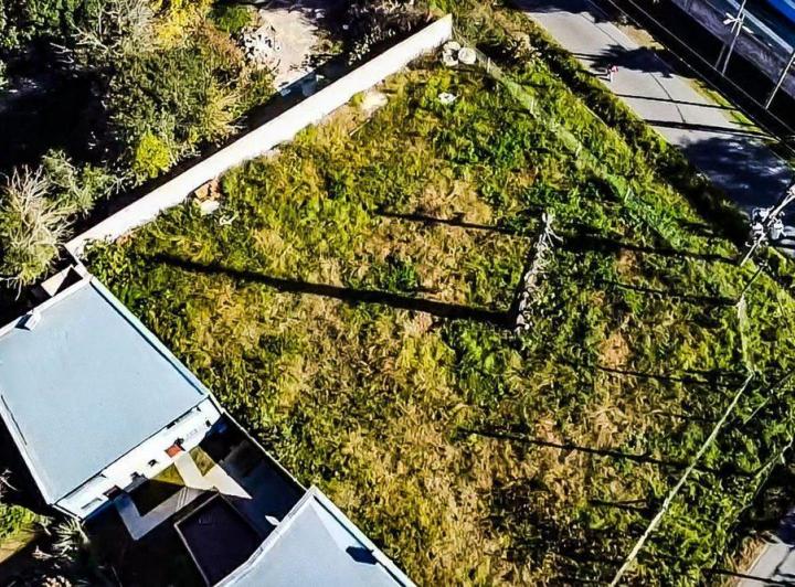 Terreno · 816m²