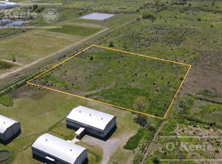 Terreno · 14290m²