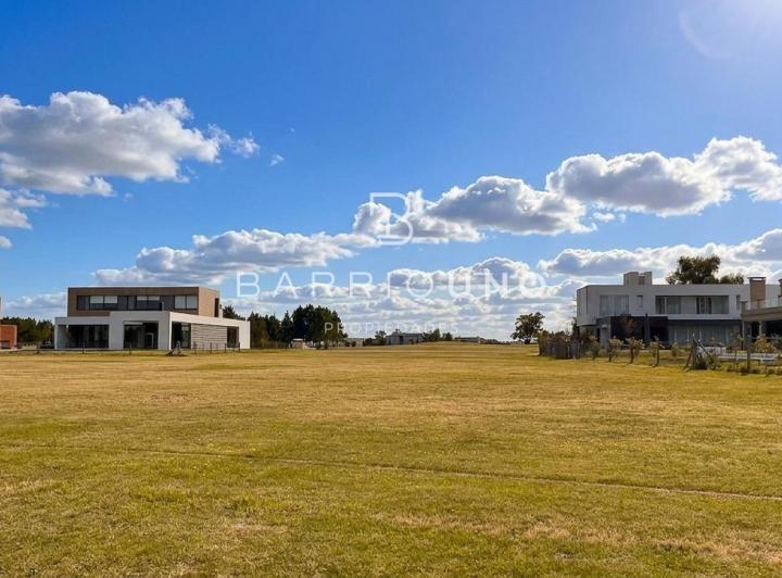Terreno · 1384m²