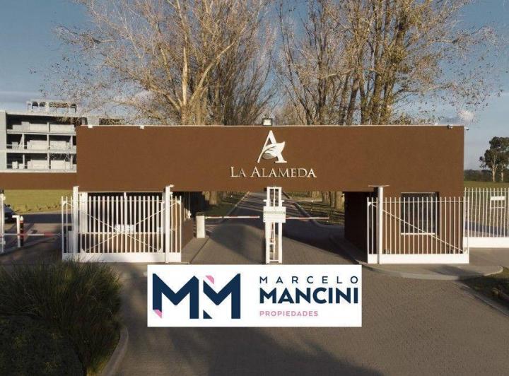Terreno · 749m²