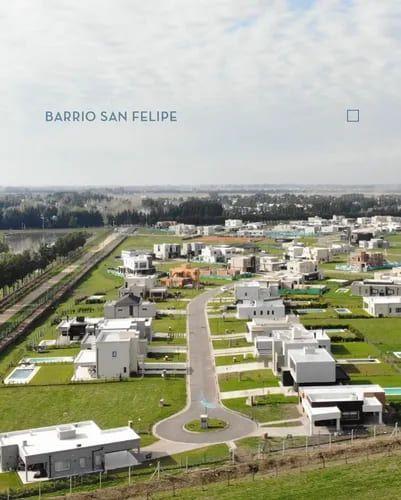 Terreno · 719m²