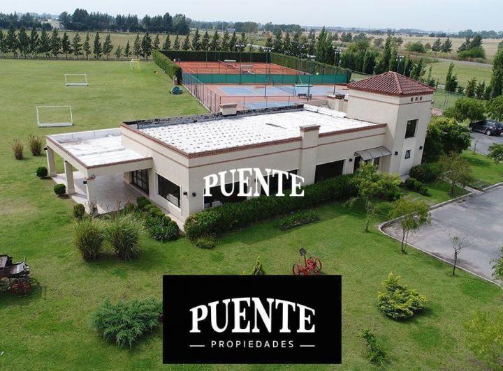 Terreno · 700m²
