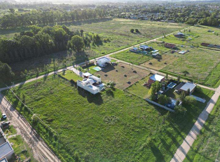 Terreno · 800m²