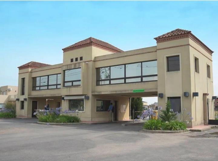 Terreno · 963m²