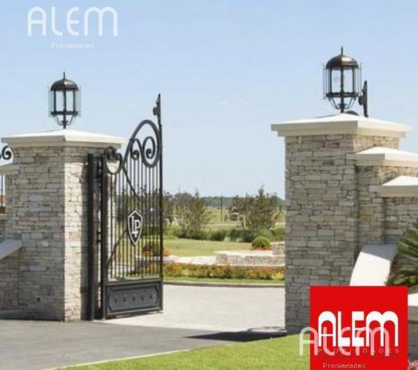 Terreno · 1021m²