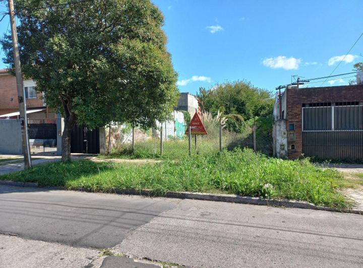 Terreno · 450m²