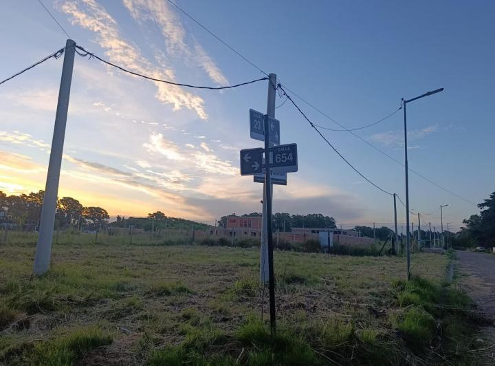 Terreno · 352m²