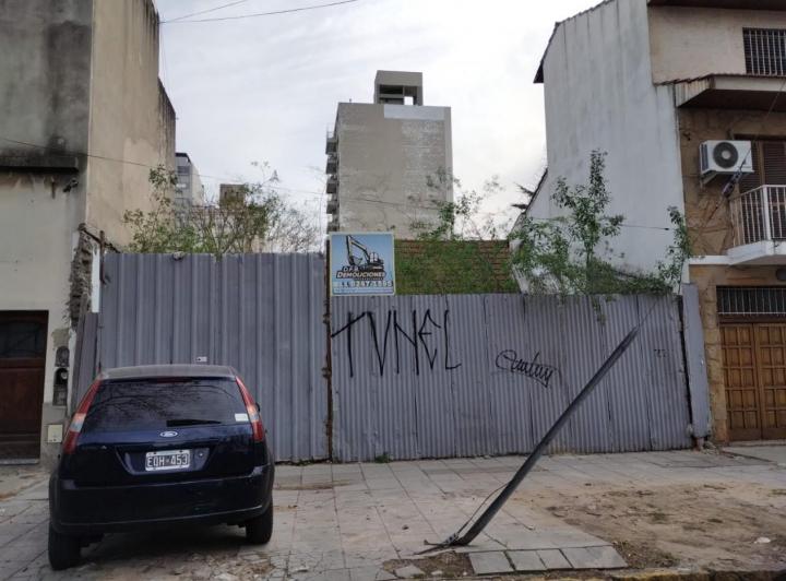 Terreno · 130m²