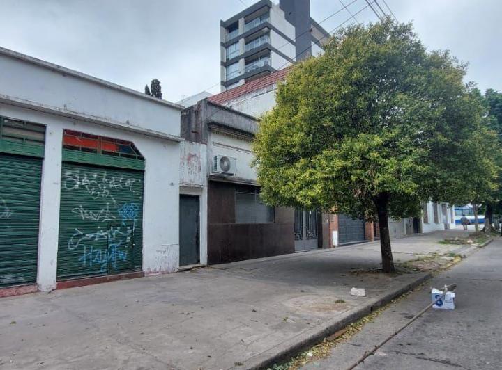 Terreno · 244m²