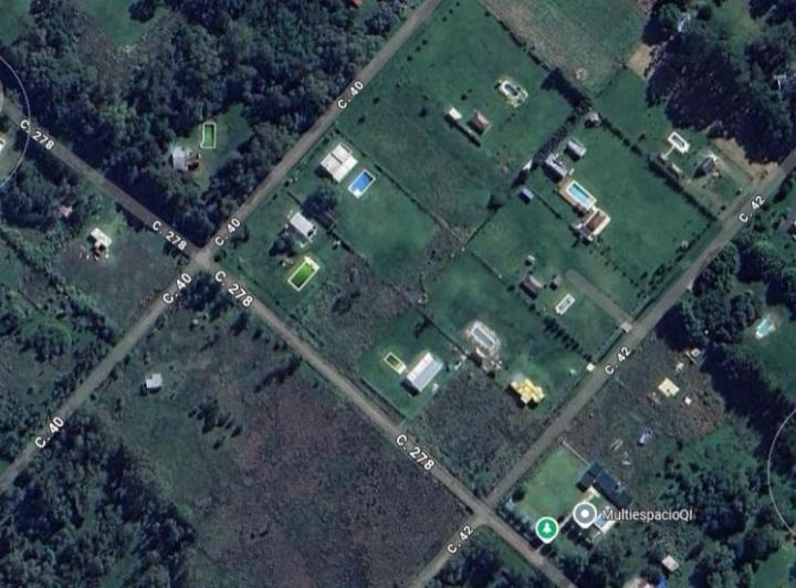 Terreno · 1225m²