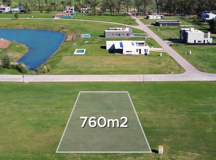 Terreno · 760m²