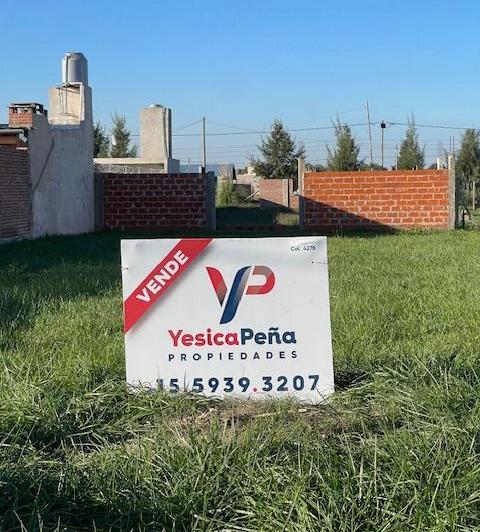 Terreno · 408m²