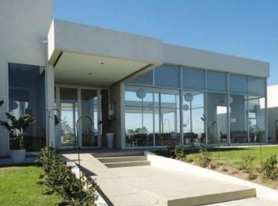 Terreno · 615m²