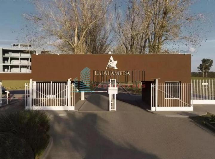 Terreno · 771m²