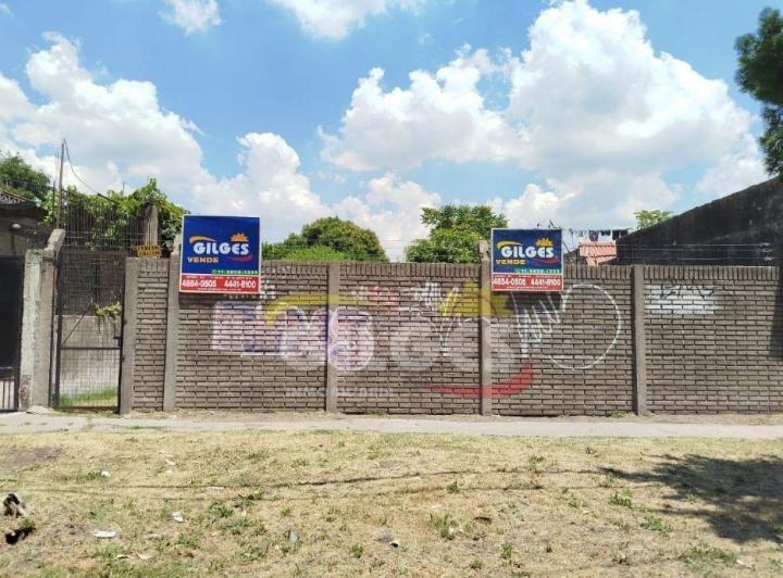 Terreno · 220m²
