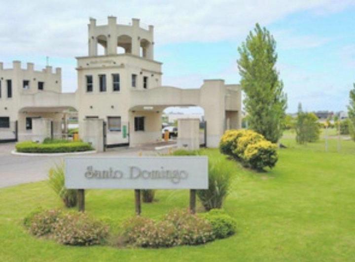 Terreno · 905m²