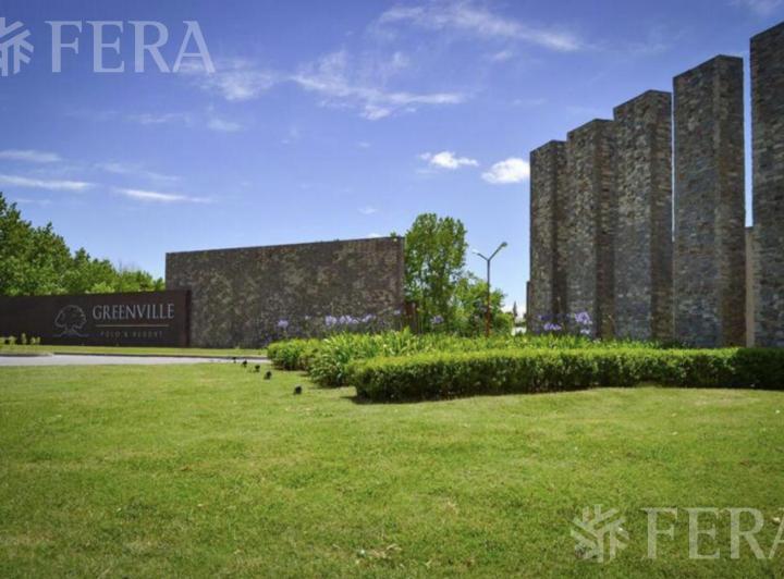 Terreno · 796m²