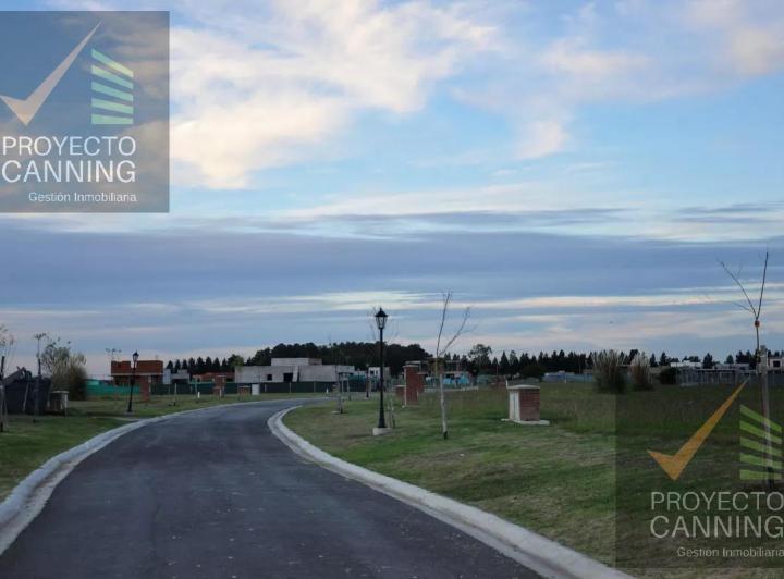 Terreno · 602m²