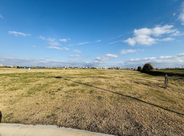Terreno · 636m²