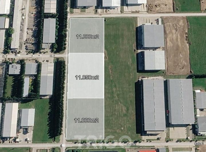 Terreno · 11000m²