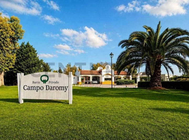 Terreno · 1097m²