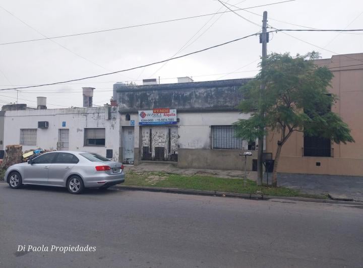 Terreno · 100m² · 6 Ambientes