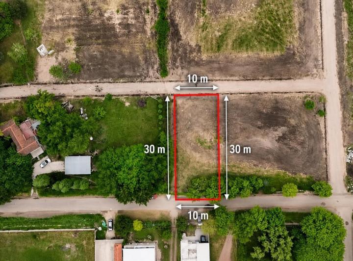 Terreno · 300m²