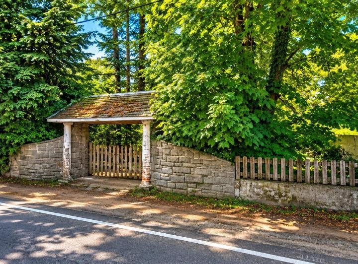 Terreno · 884m²