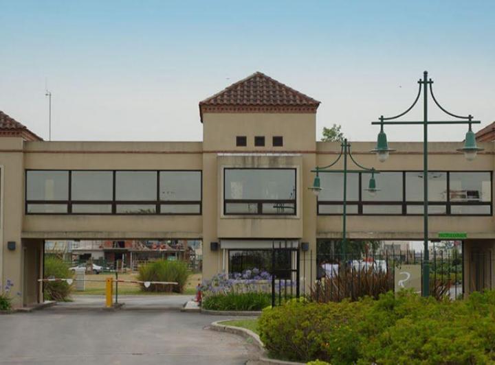 Terreno · 800m²